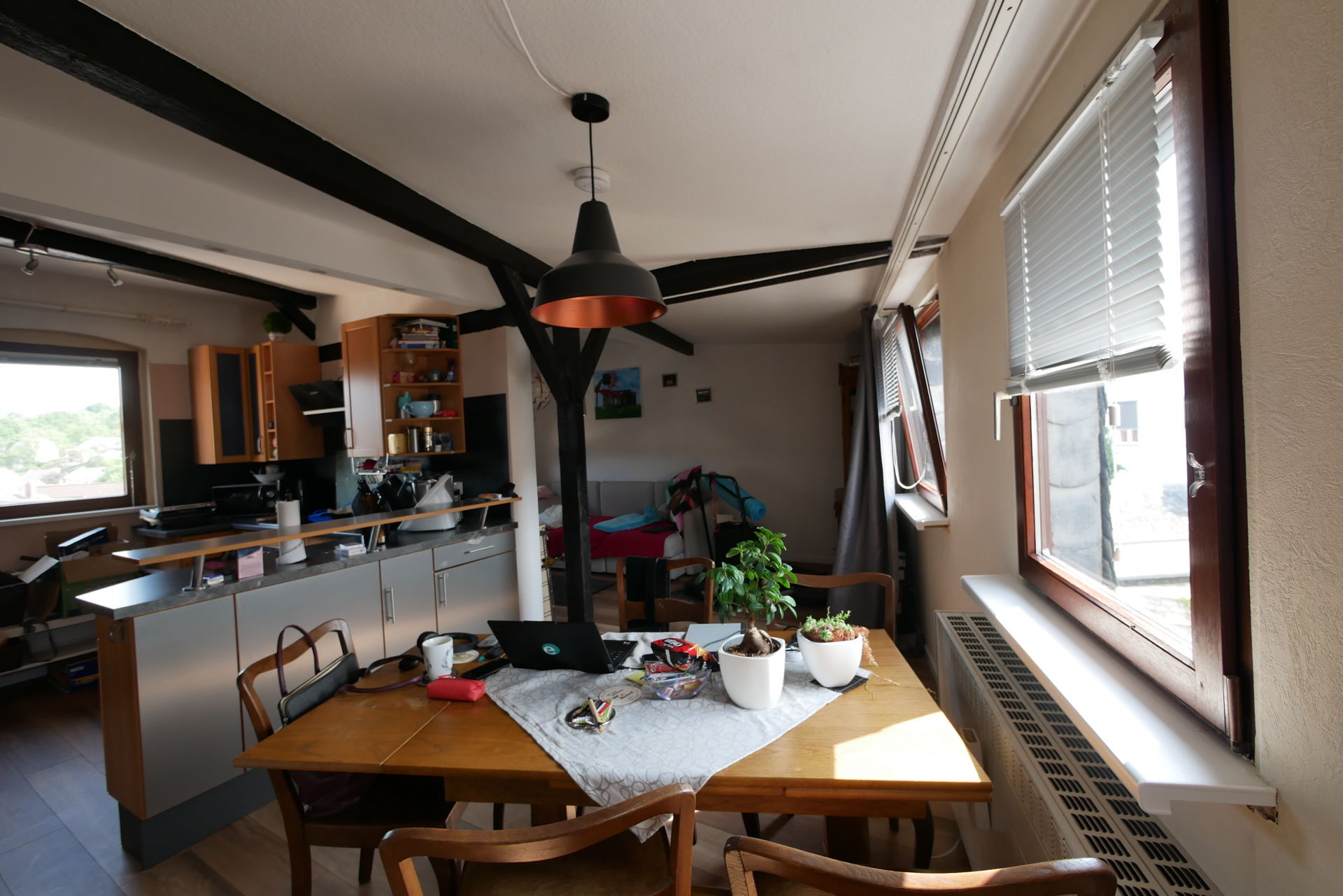 Vorderhaus DG Küche u. Essen