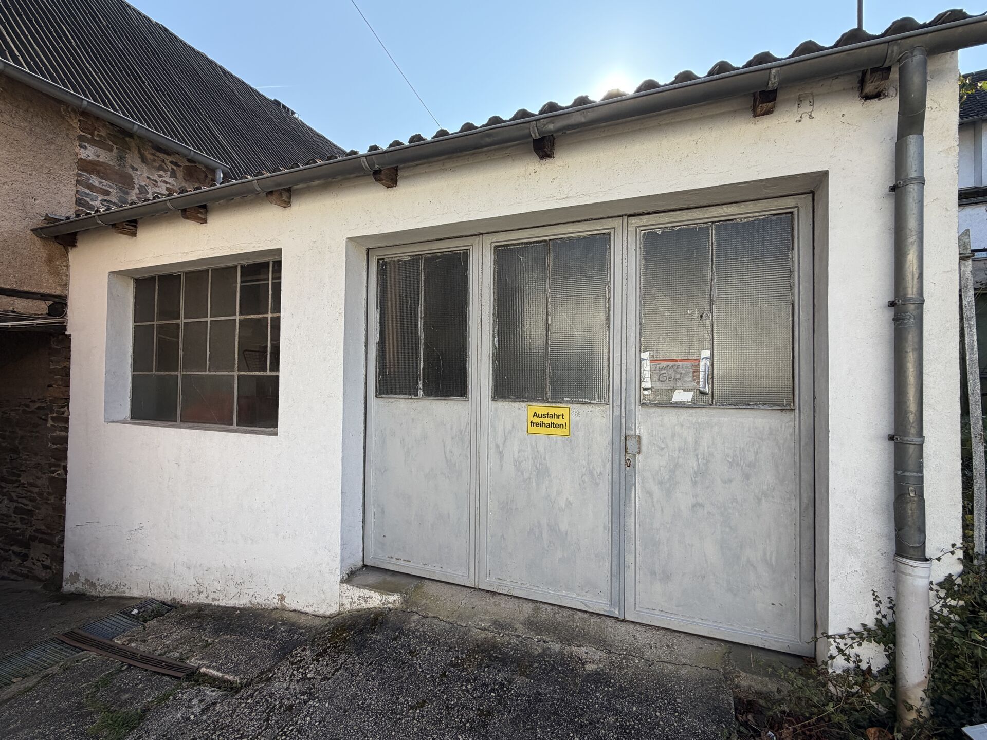 große Garage