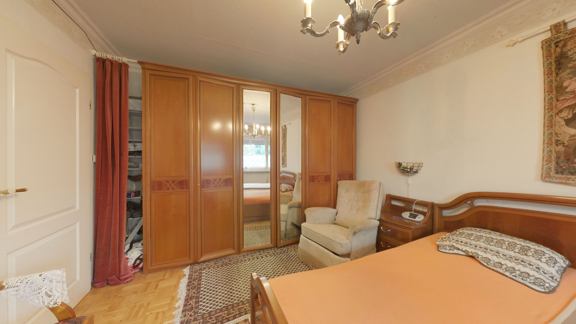 Schlafzimmer EG