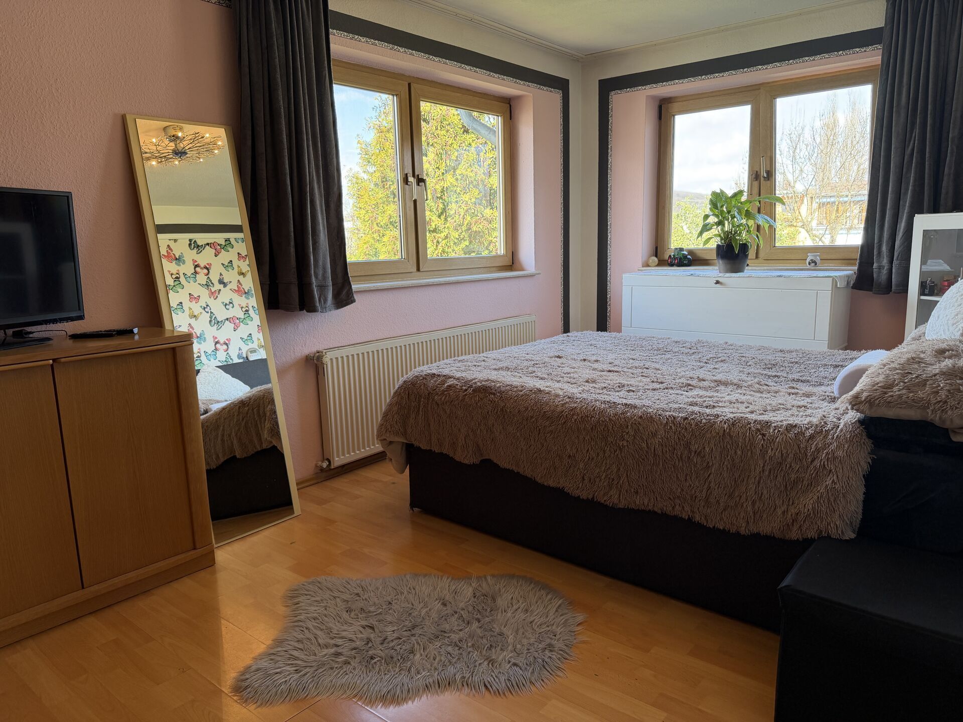 Schlafzimmer 2 1. OG