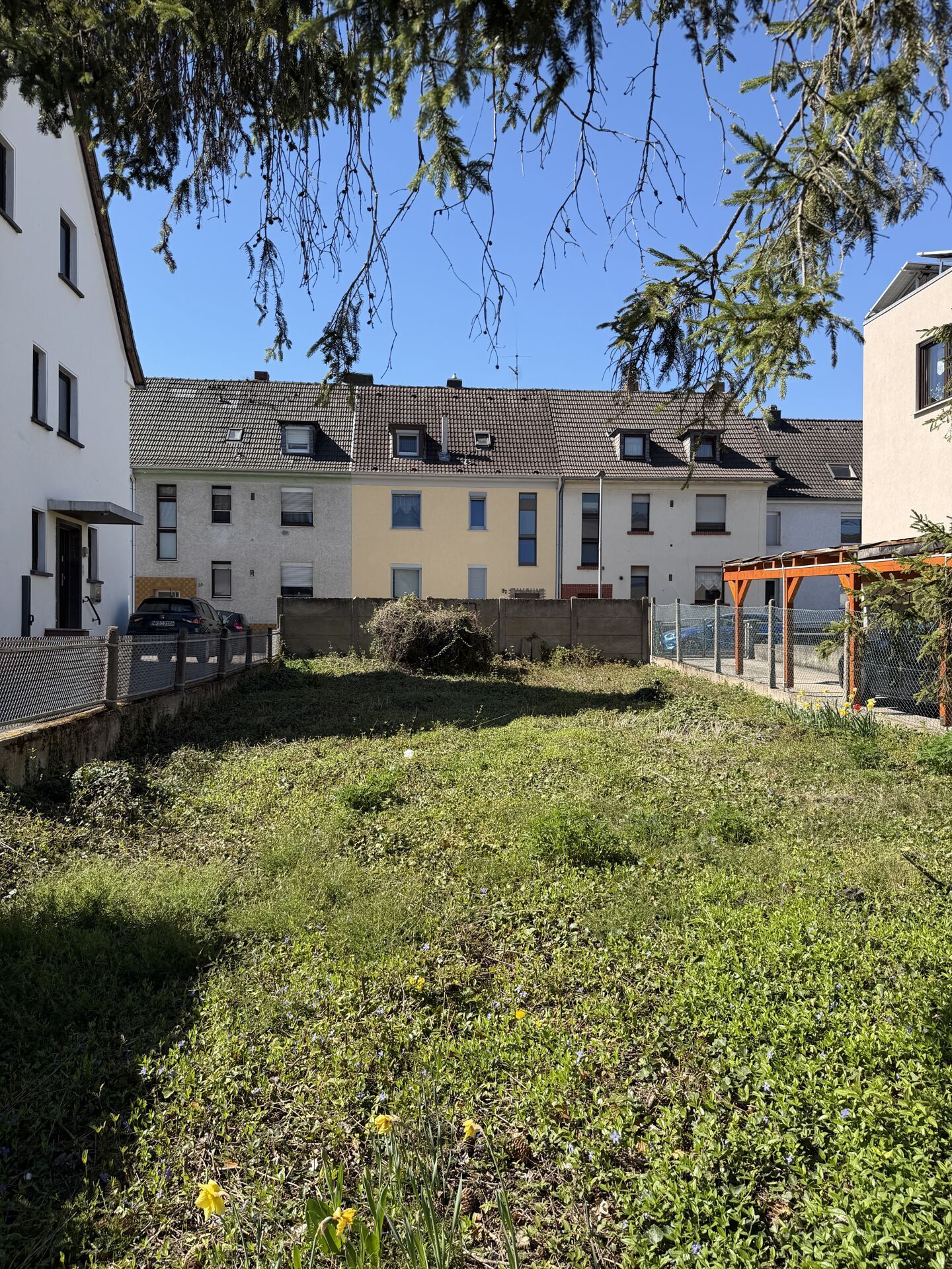 Grundstück