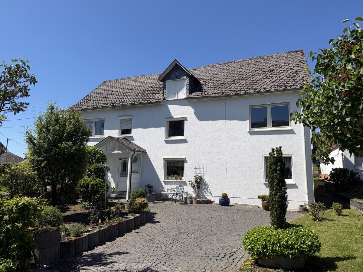 Straßenansicht
