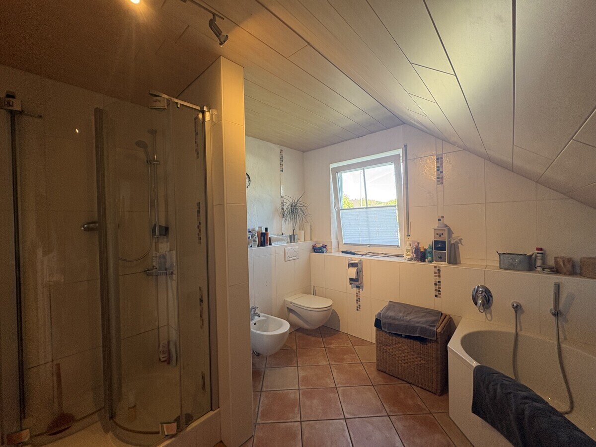 Badezimmer DG