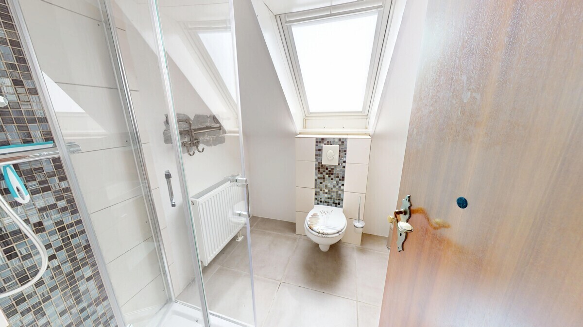 Badezimmer DG