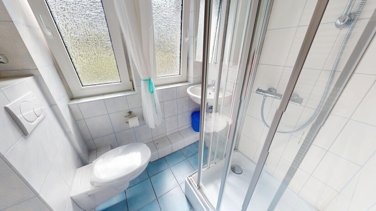 Badezimmer DG