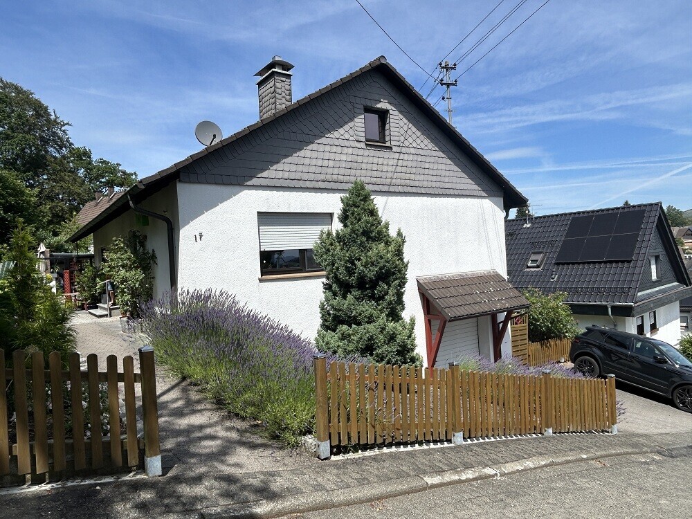 Straßenansicht