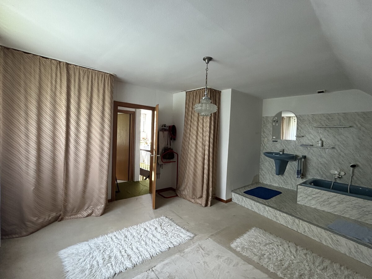 Schlafzimmer 2 DG