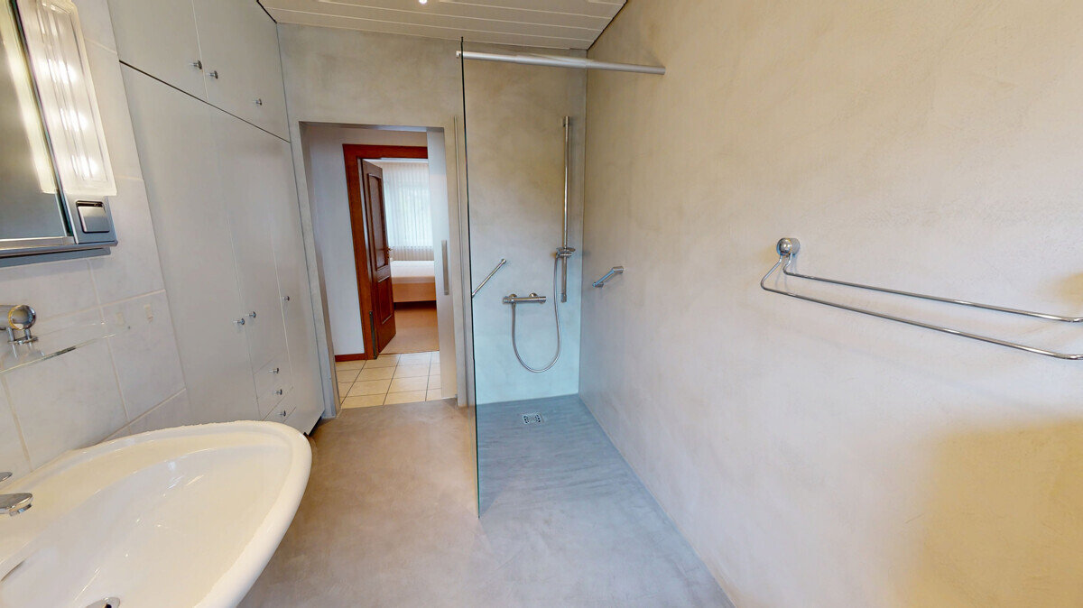 Badezimmer | 1 OG