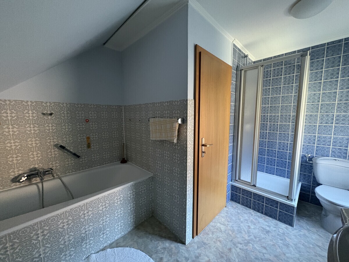 Badezimmer DG