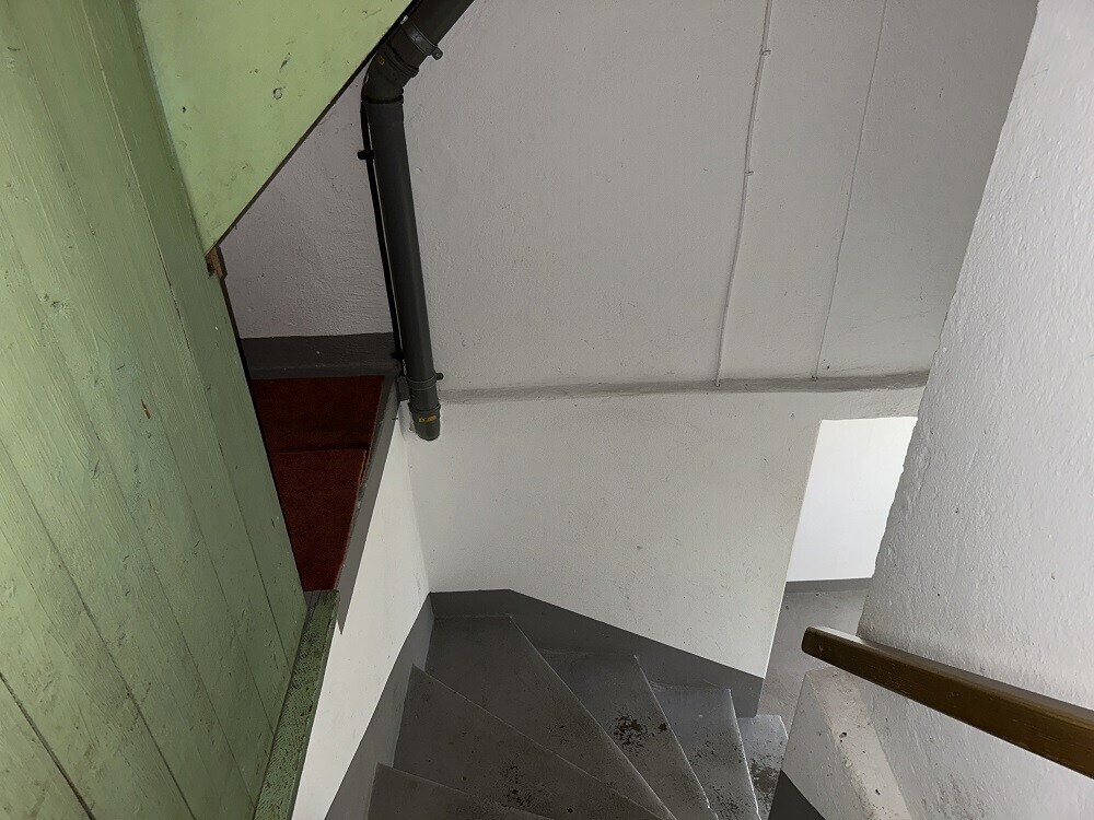Treppe zum KG