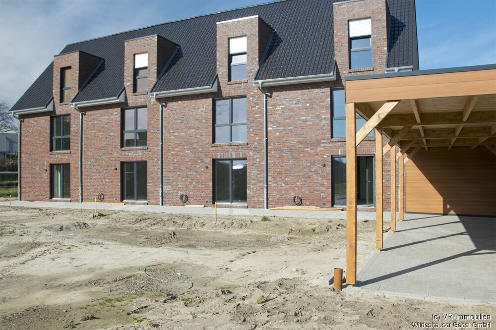 Reihenhäuser 2 bis 2 c) - Ansicht Terrassen