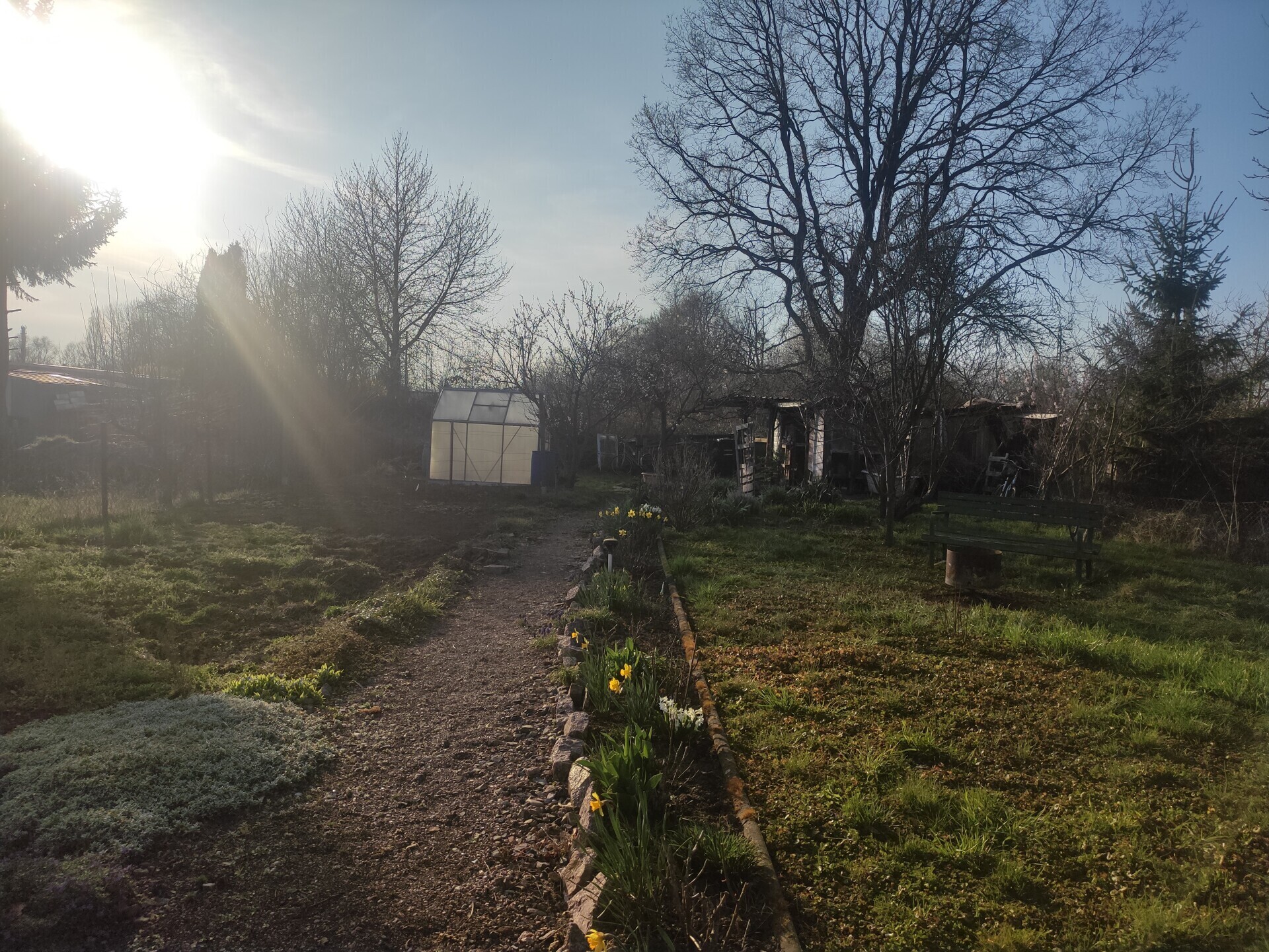weitere Gartenfläche