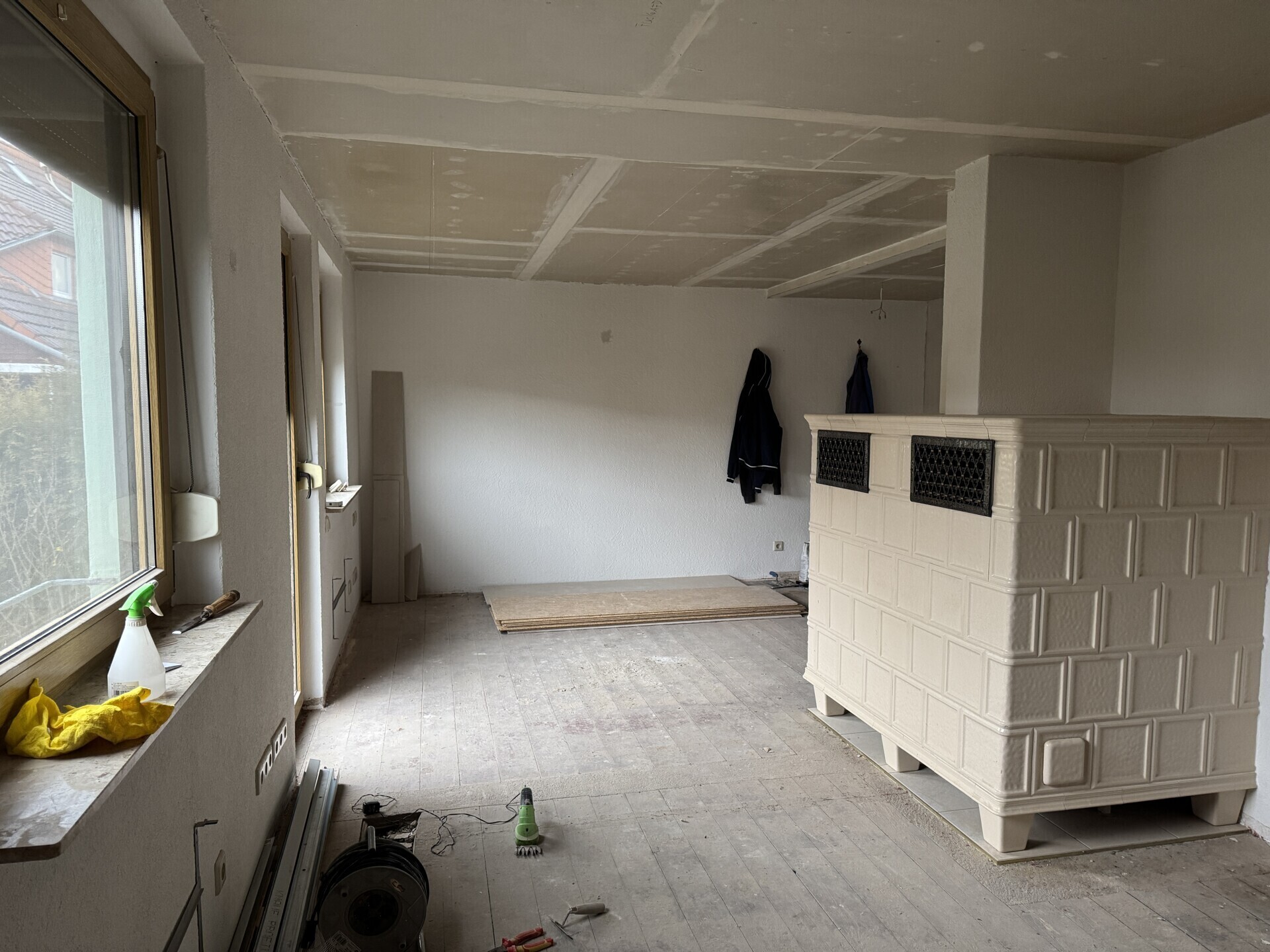 Wohnzimmer mit Blick zum Essbereich