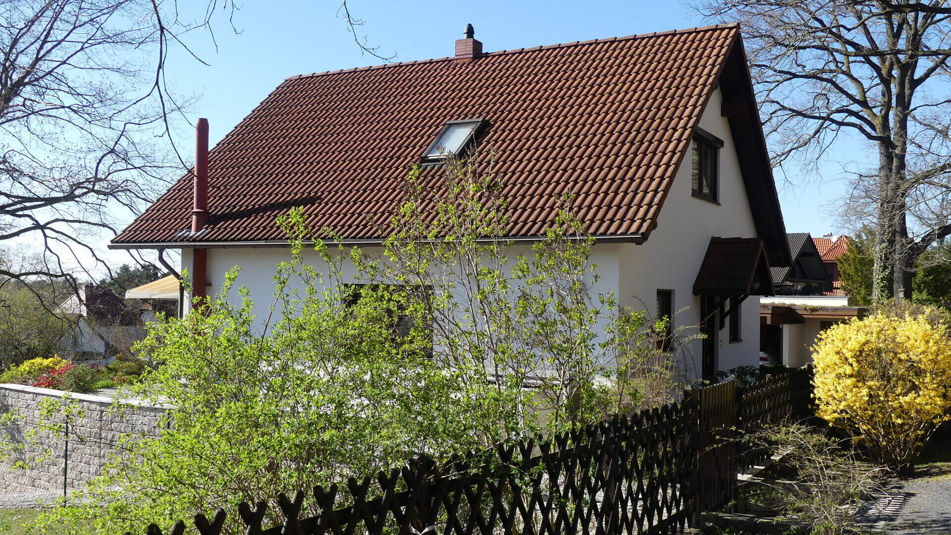Hausansicht Straße