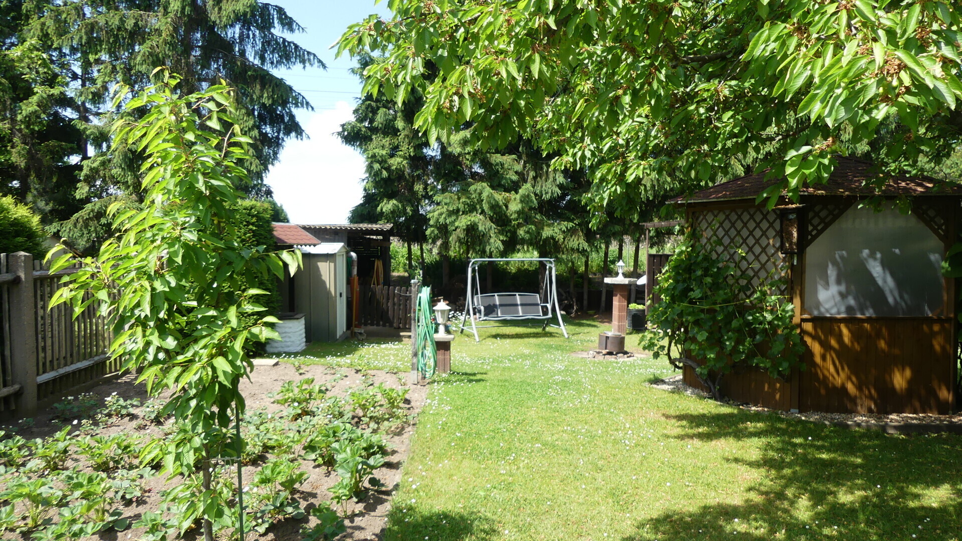 Garten Westseite