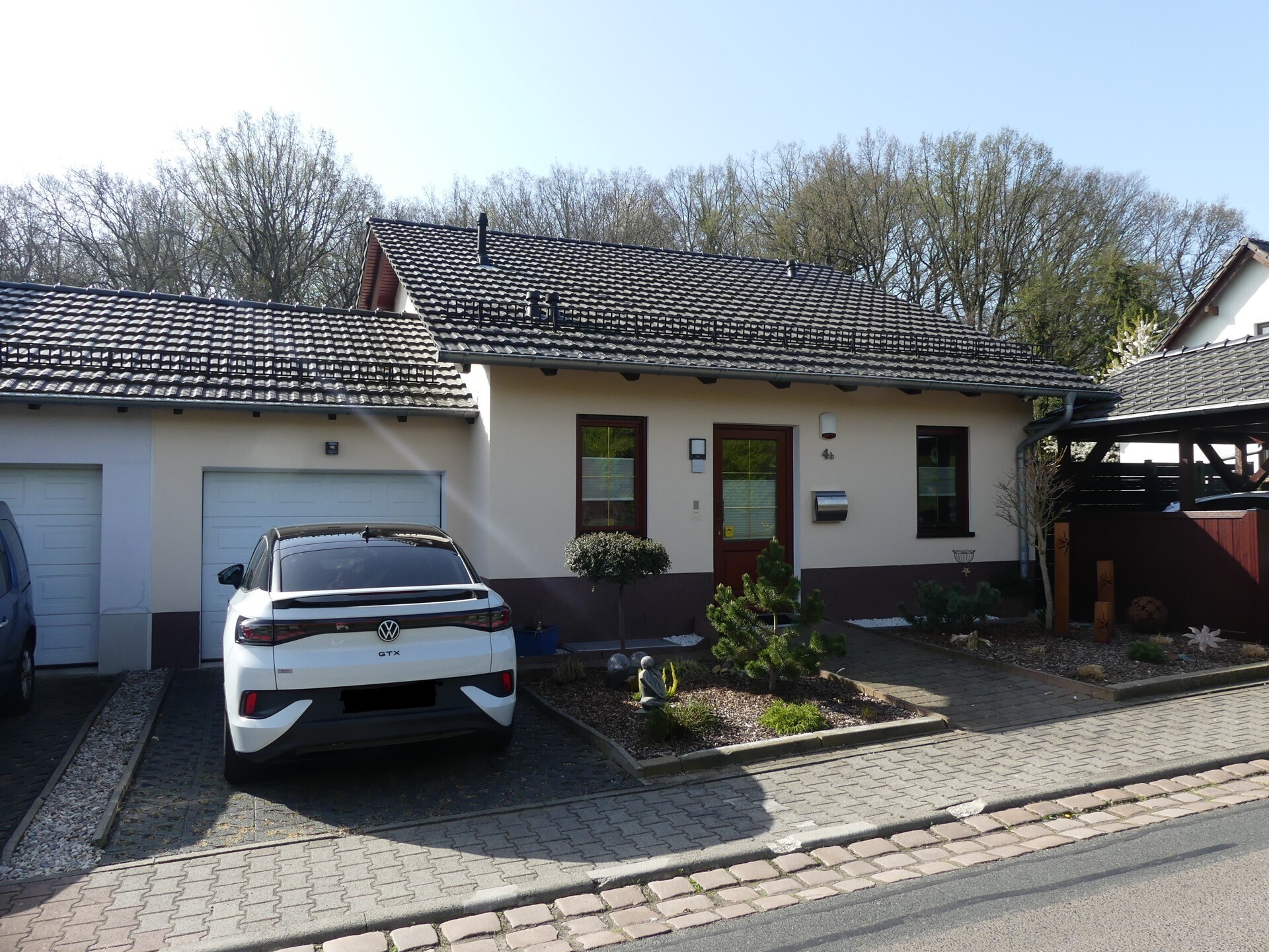 Hausansicht Straßenseite