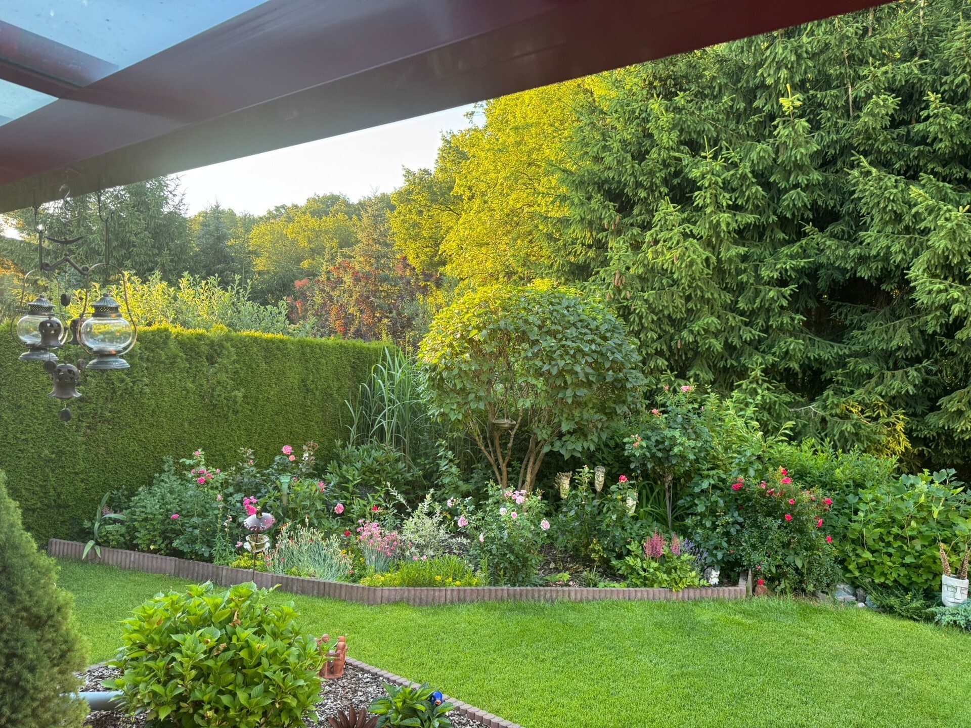 herrlicher Gartenbereich3