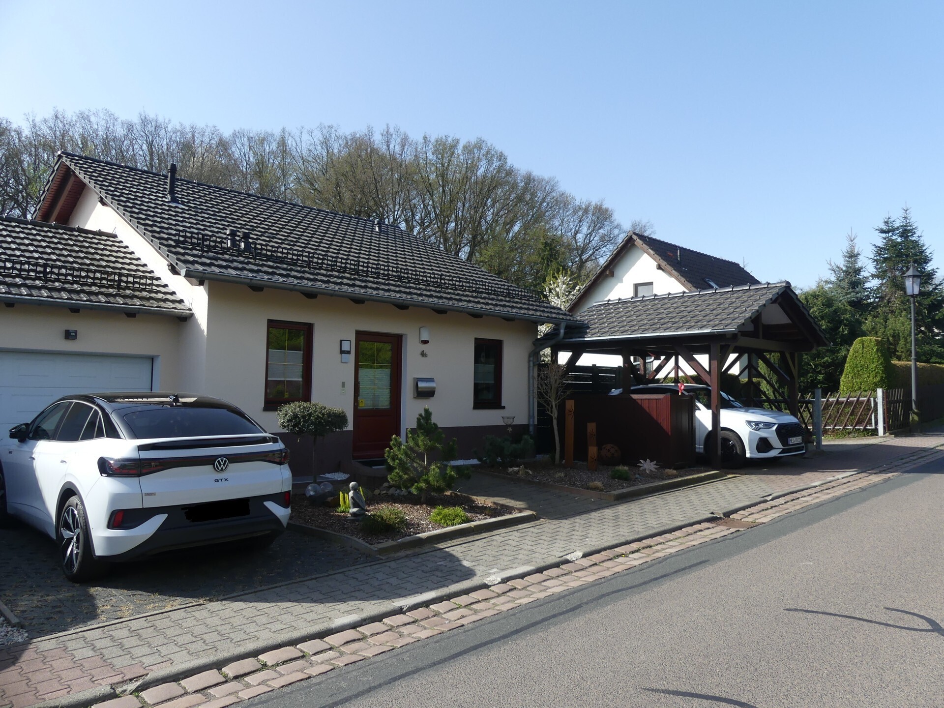 Hausansicht Straßenseite