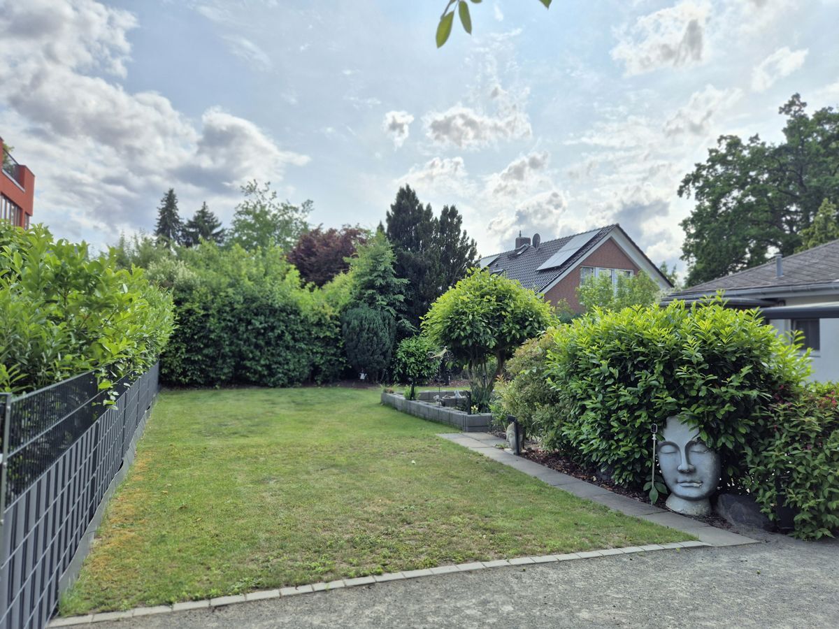 Grundstück
