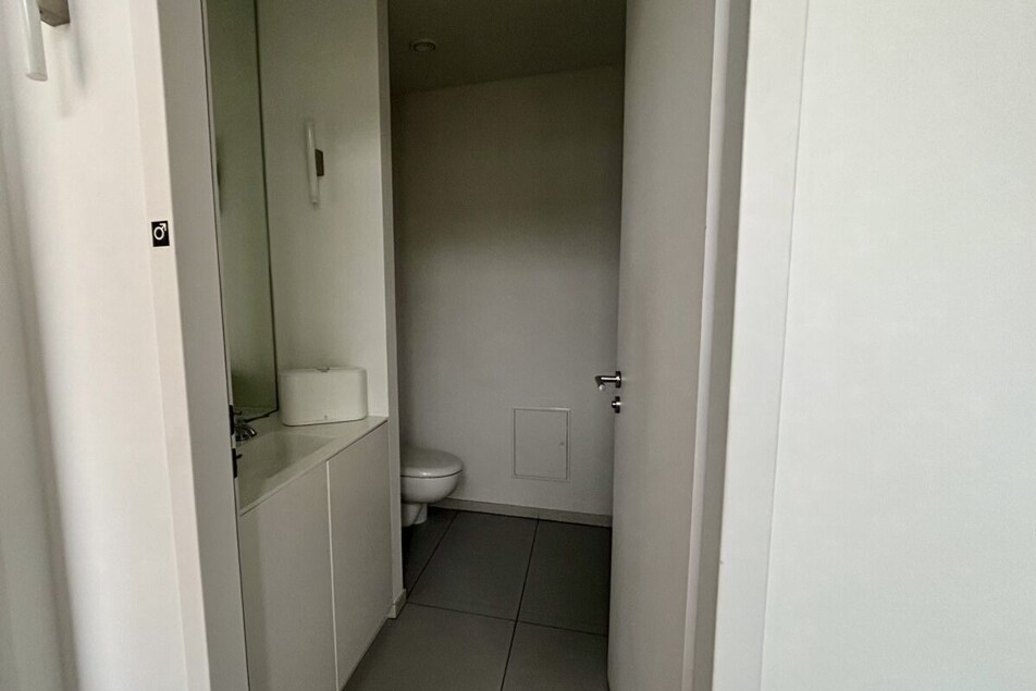 WC 1