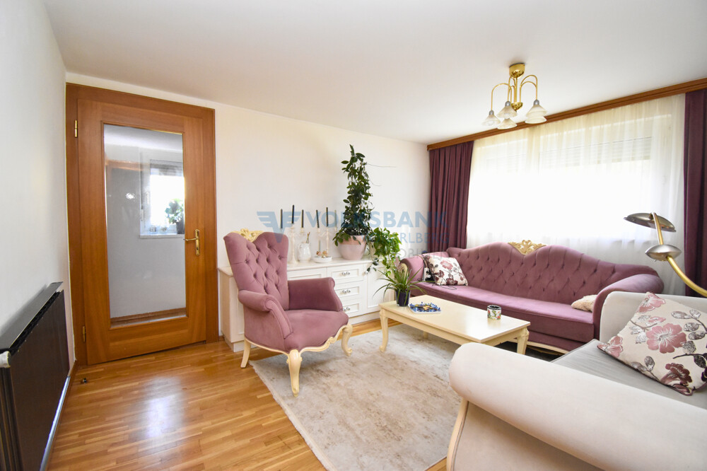 Wohnzimmer Ansicht 1