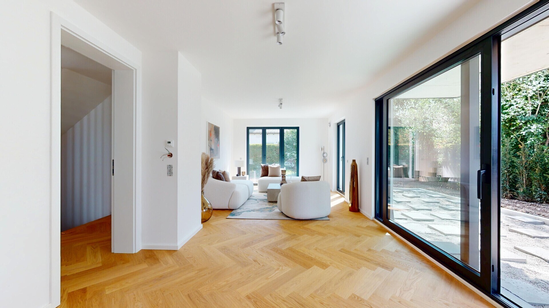 Wohnzimmer - Originalaufnahme (kein Rendering)