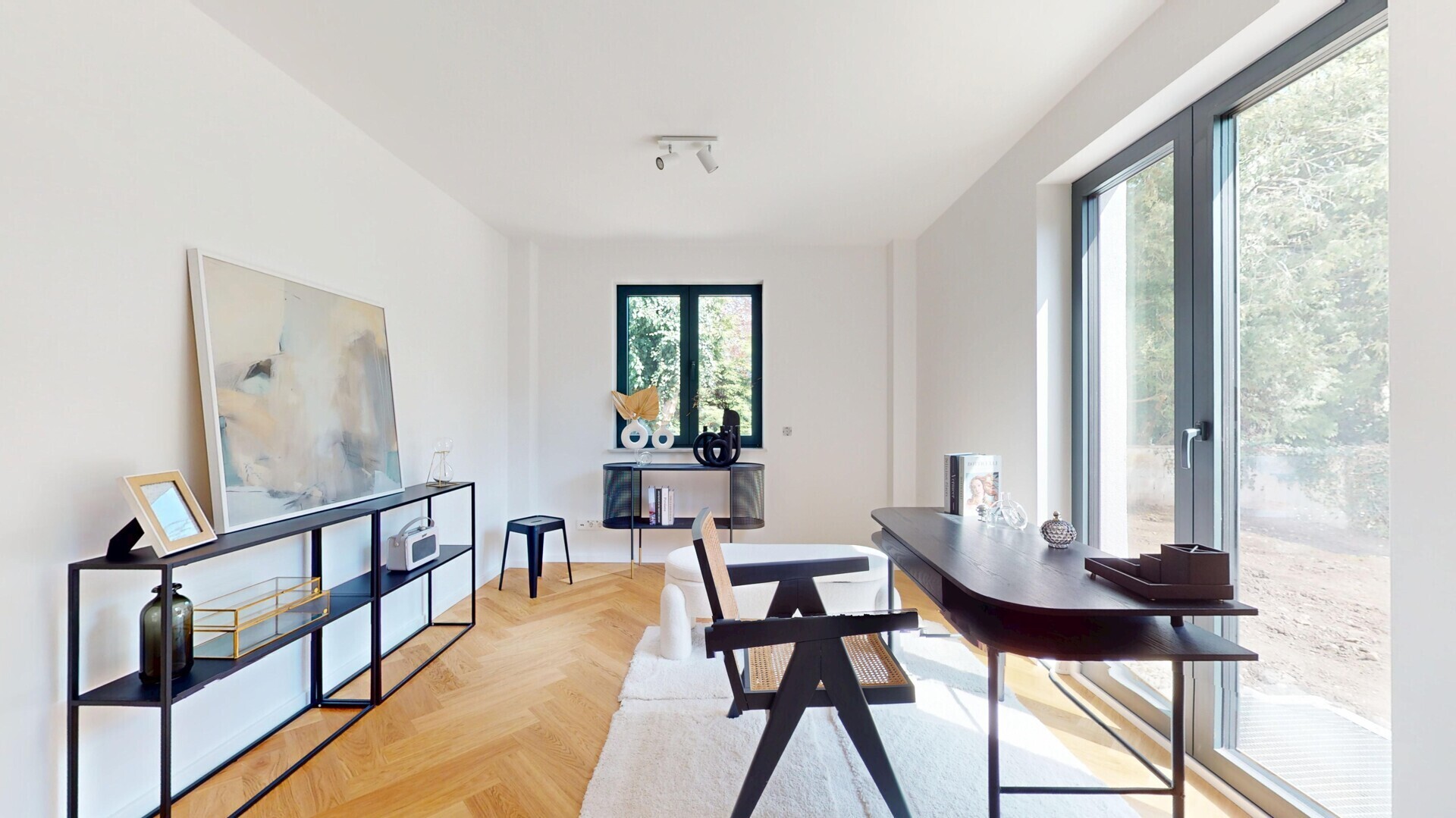 Büro EG - Originalaufnahme (kein Rendering)
