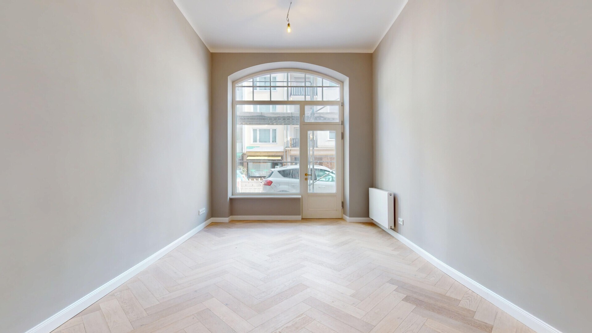 Zimmer mit Zugang zur Schleißheimerstr.