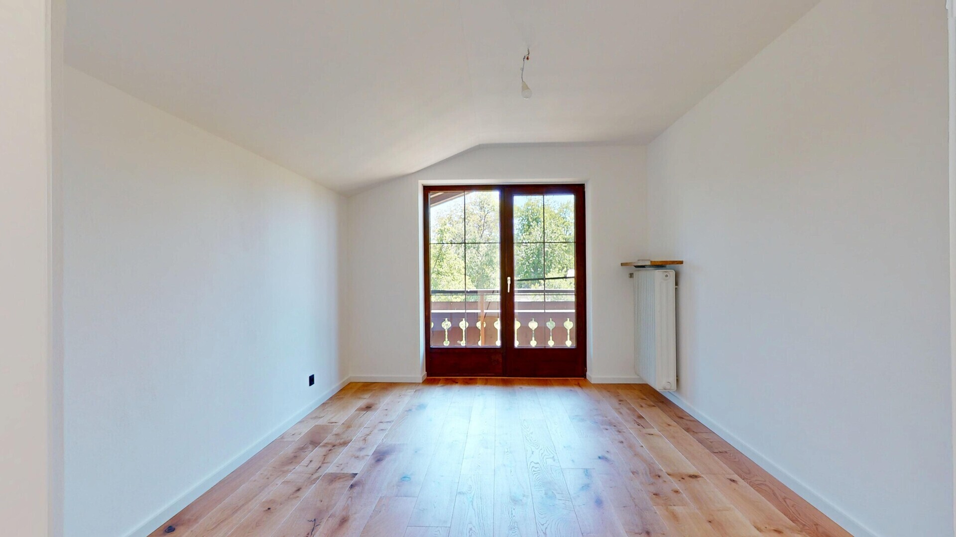 1.OG Schlafzimmer 2 