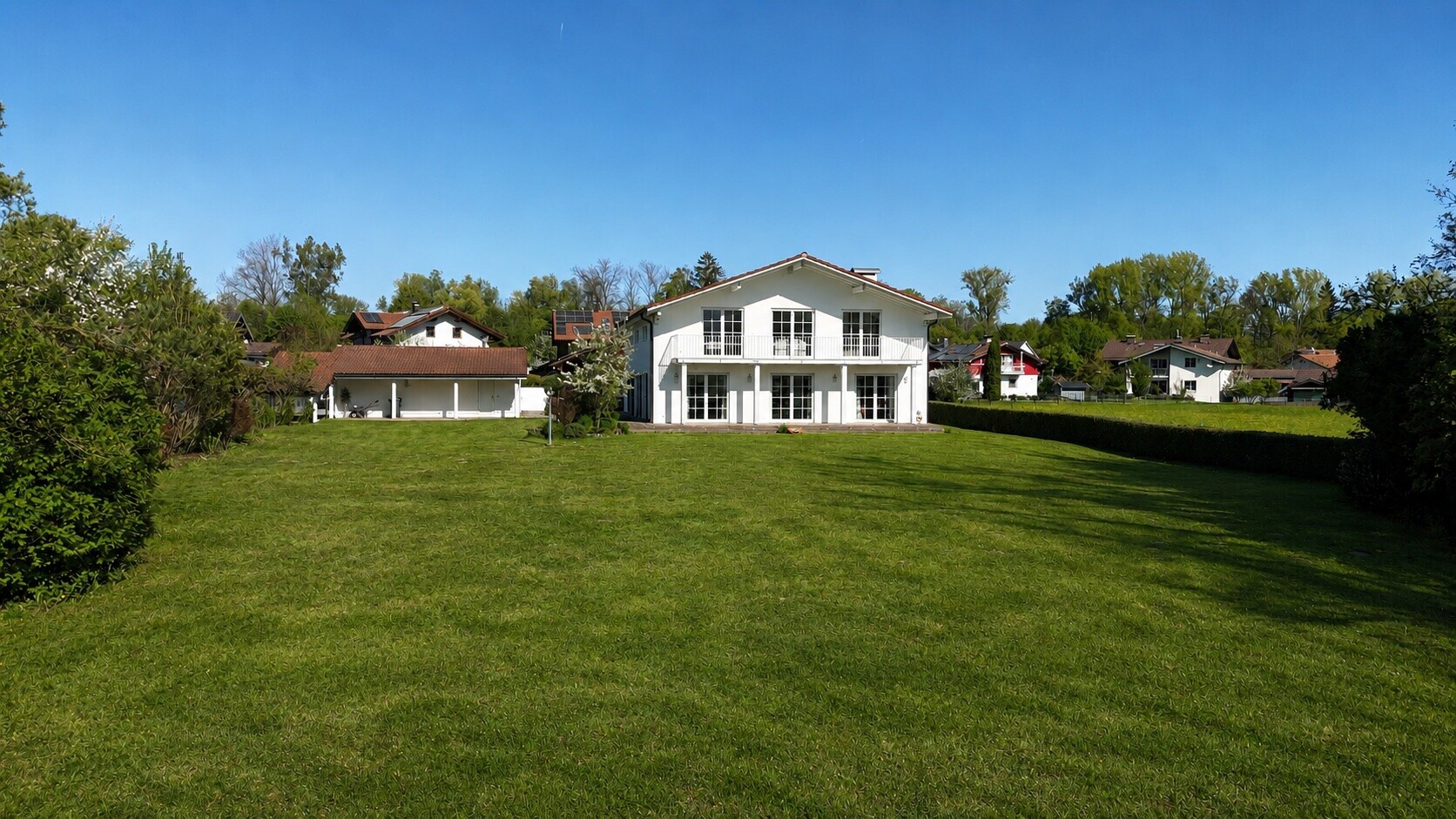 großer Garten