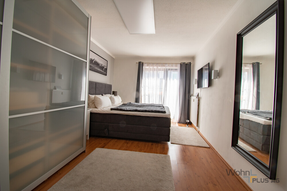 Schlafzimmer 1