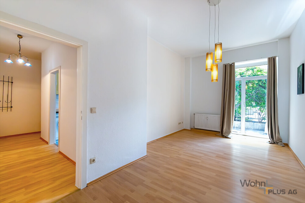 Diele und Wohnzimmer