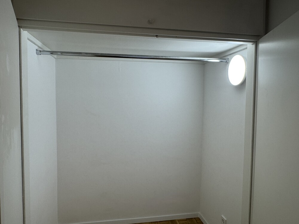 Abstellschrank