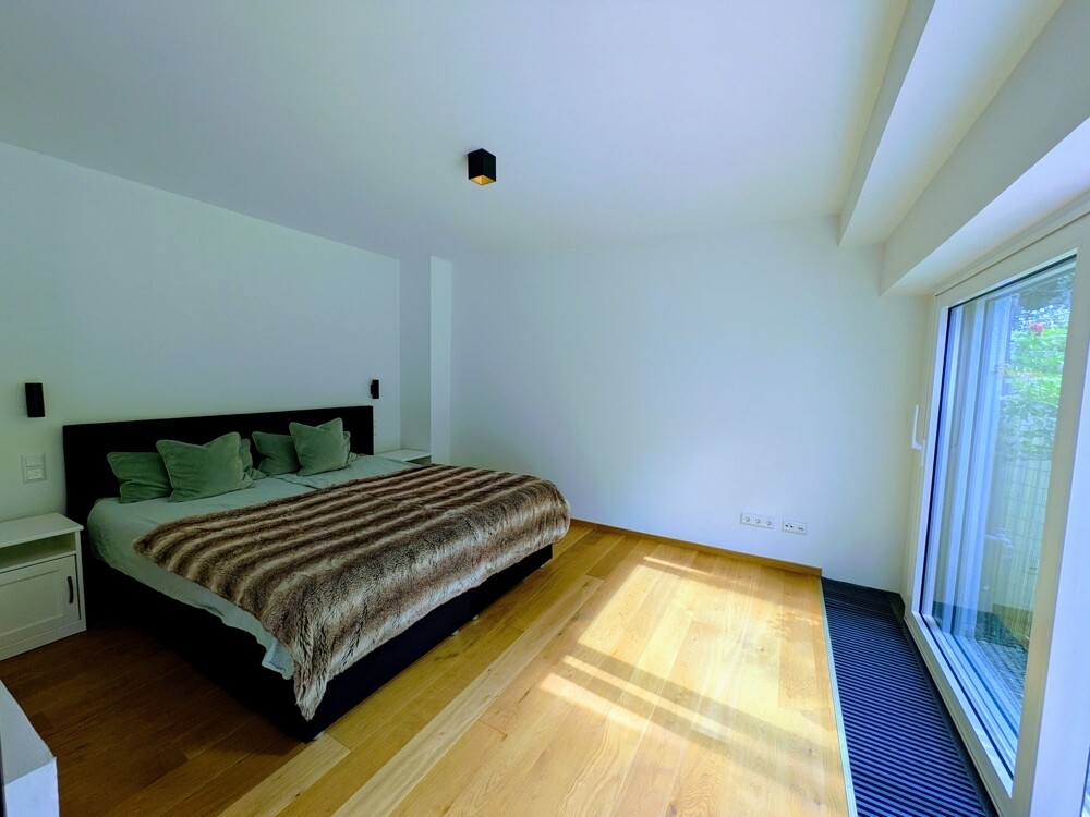 Schlafzimmer Gartengeschoss