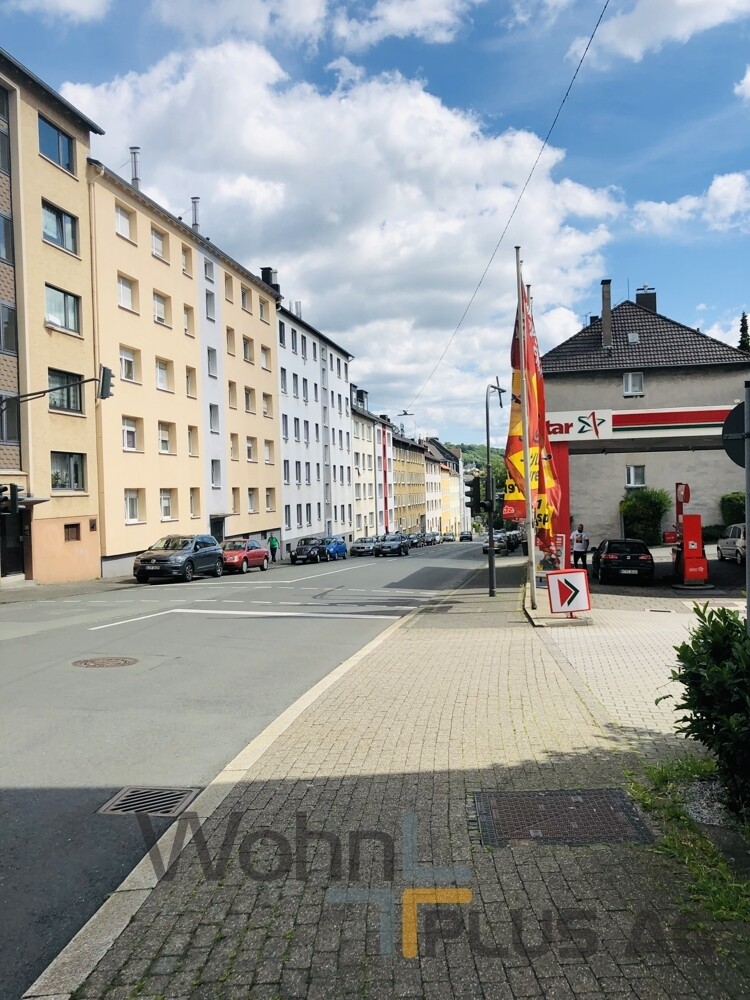 Fassade und Straße WohnPLUS AG