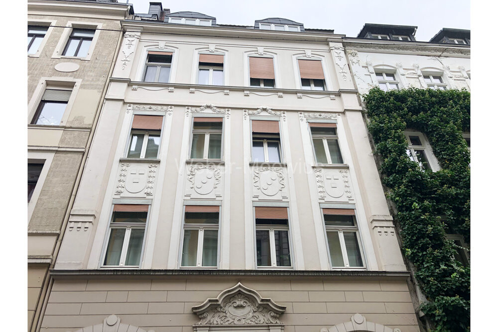 2935 Straßenfront komplett