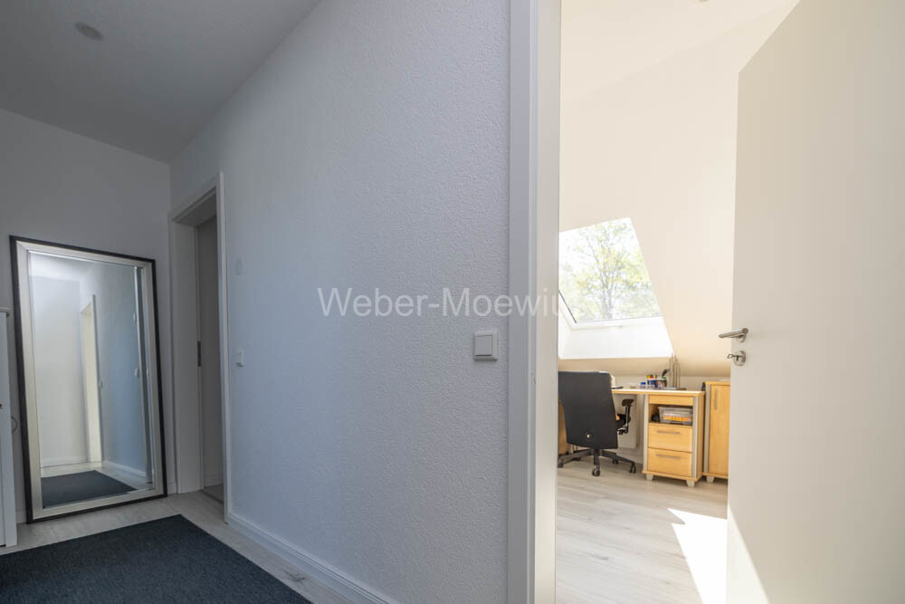 3395 DG HW - Flur