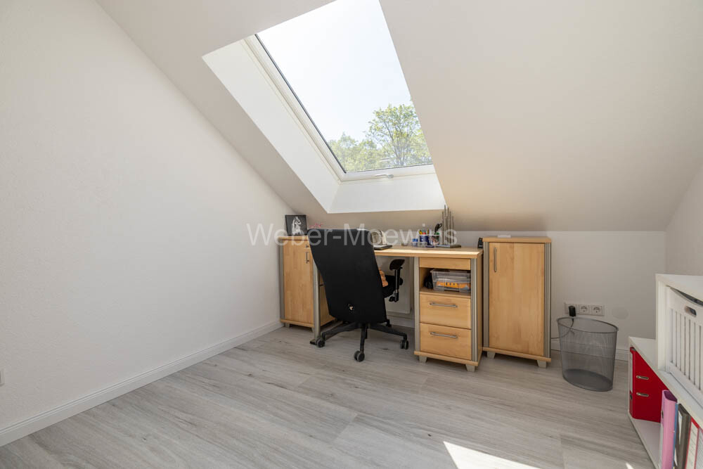 3395 DG HW - Kinder- oder Arbeitszimmer