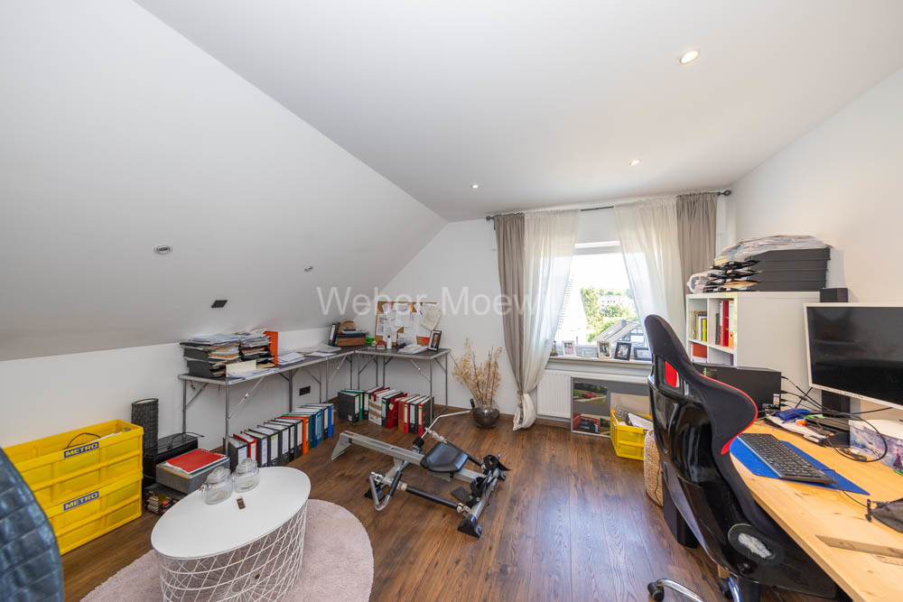 3400 Büro