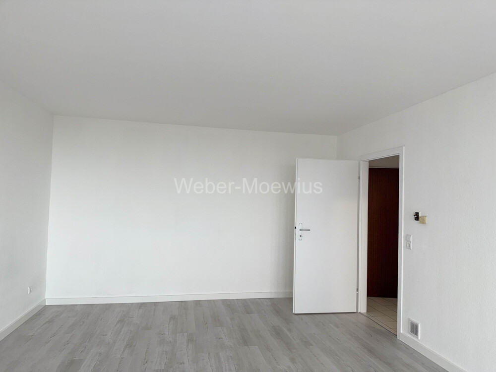 3424 Wohn-Schlafzimmer c