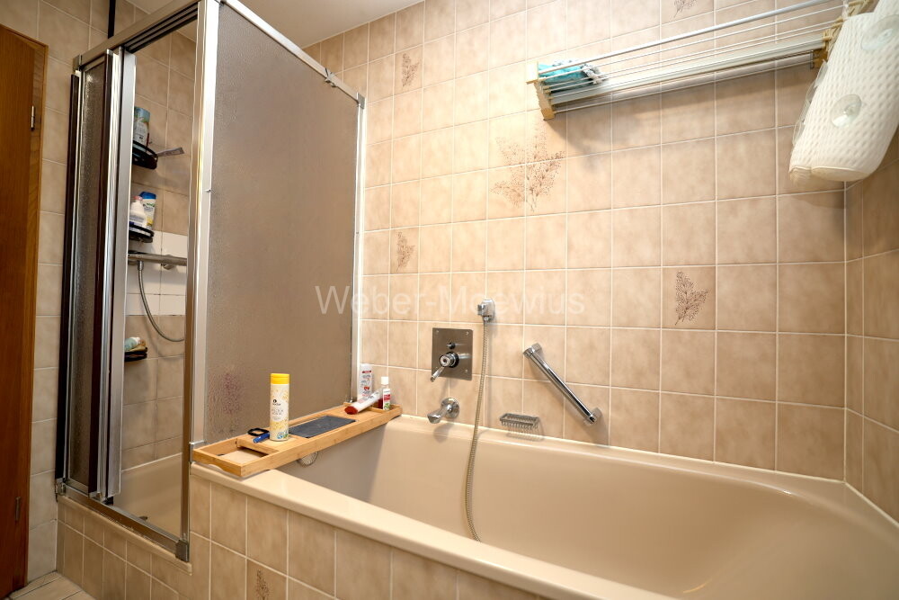 3421 EG WE1 - Wannen-Duschbad b