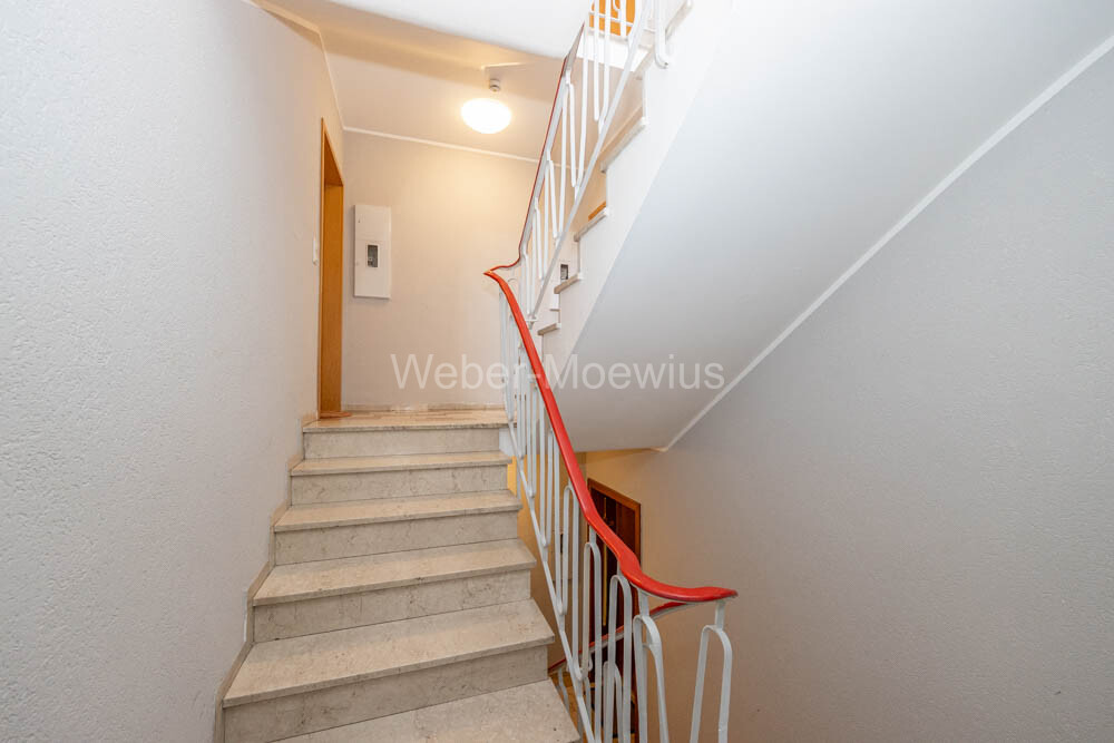 3430 Treppenhaus a