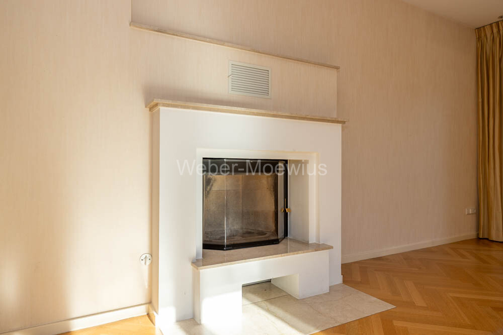 3437 Kamin