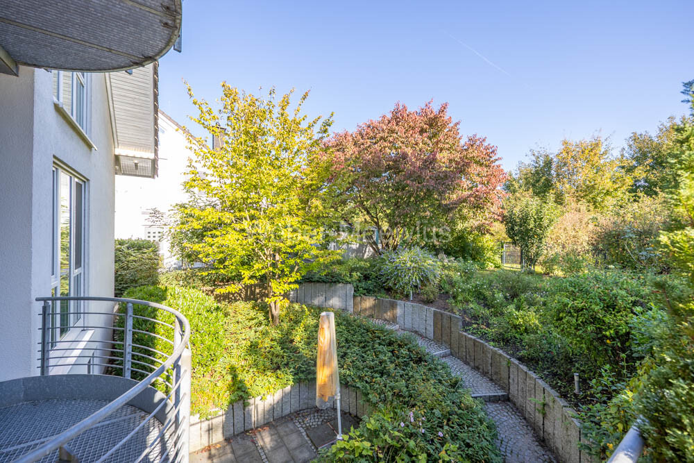 3437 Garten c