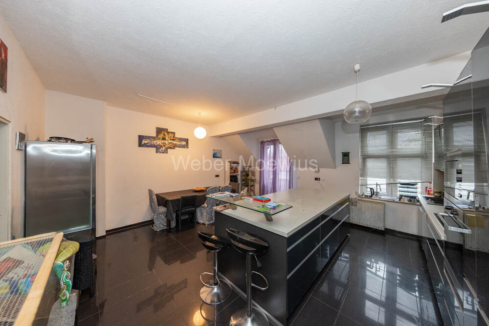 3447 Wohnküche DG links a