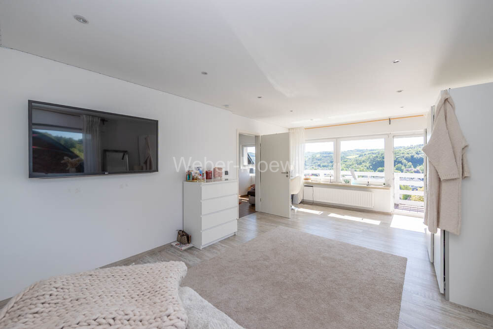 3400 Schlafzimmer 2 b