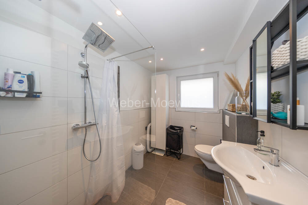 3400 Duschbad Einlieger