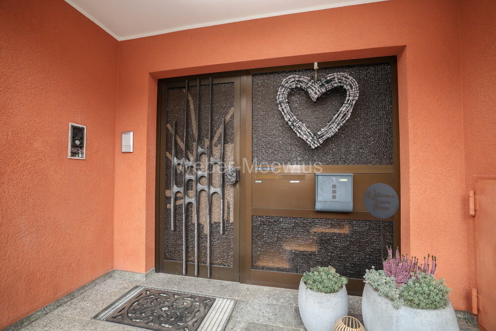 3476 Herzlich willkommen!