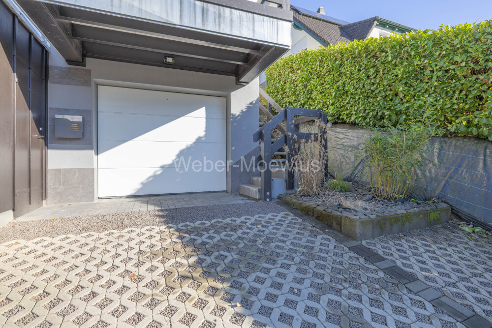 3478 Garage