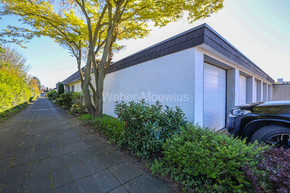 3491 Garage + Zuwegung